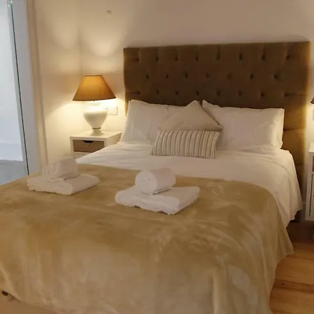 Augusta Street 213 - 4 Dto *