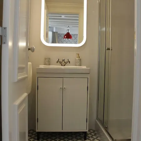 Augusta Street 213 - 4 Dto Lisbon